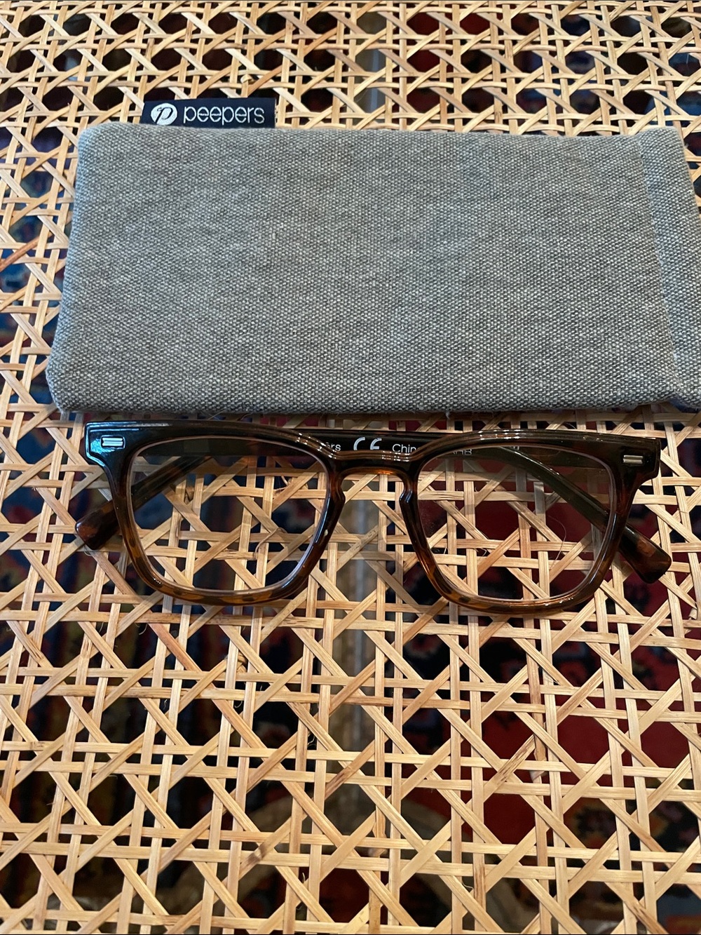 Peepers Tortoiseshell  Glasses with Gray Pouch 1.75